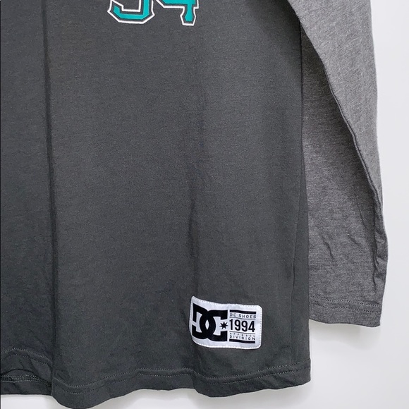 DC SHOES • Long Sleeves Henley Soft Olive T-Shirt - Picture 3 of 6